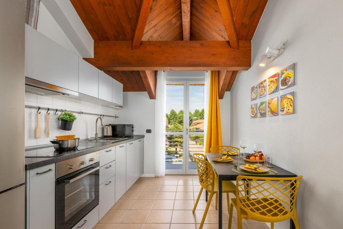 Casa Gialla 7A, New Apartment Milano&Como Bregnano Екстер'єр фото